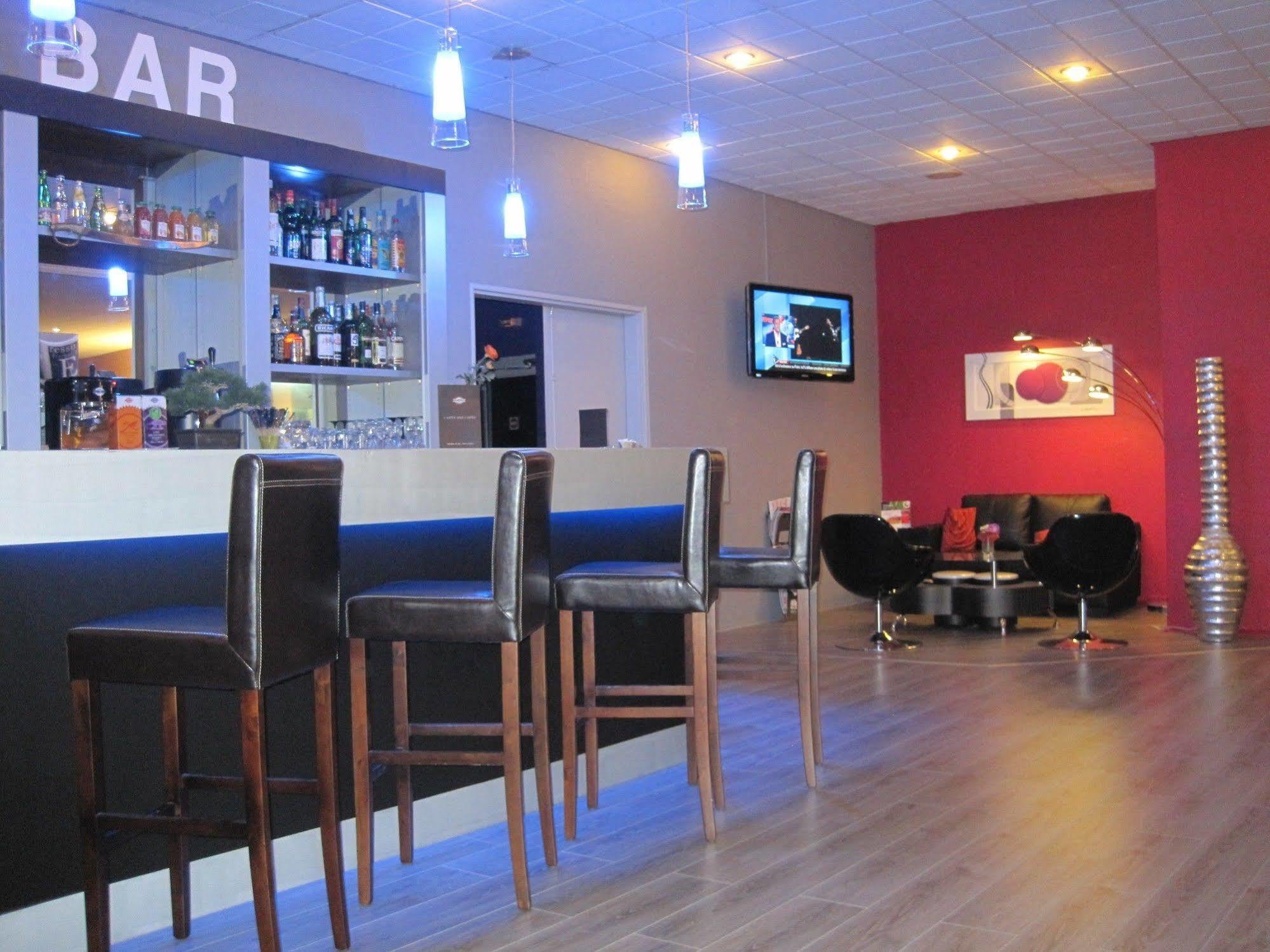 The Originals City, Au Relais Saint-Eloi, טור מסעדה תמונה